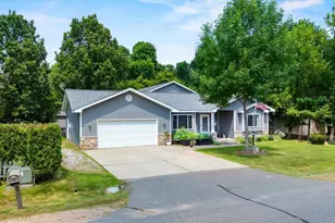 706 W Roberts St, Spencer, WI 54479 - Photo 2