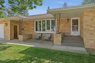 211 Meadow St, Stevens Point, WI 54481 - Photo 6
