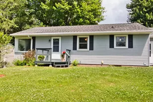 512 Edgar Ave, Rothschild, WI 54474 - Photo 2
