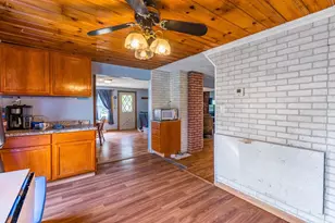 1242 S 9th Ave, Wausau, WI 54401 - Photo 10