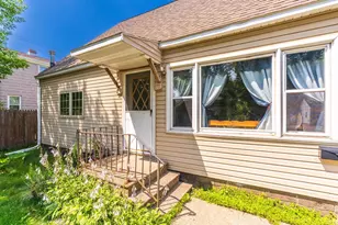 1242 S 9th Ave, Wausau, WI 54401 - Photo 2