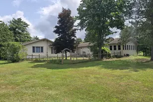 5289 Reddin Rd, Wisconsin Rapids, WI 54495 - Photo 2