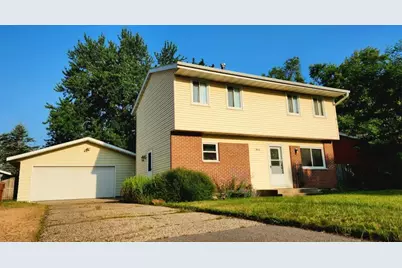 2916 Lindbergh Avenue, Stevens Point, WI 54481 - Photo 1