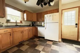 2916 Lindbergh Ave, Stevens Point, WI 54481 - Photo 10