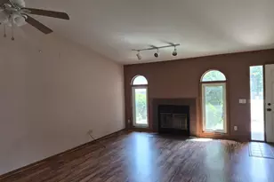 1408-1410 N Adams Ave, Marshfield, WI 54449 - Photo 2