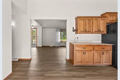 3021 Katherine Circle, Plover, WI 54467 - Photo 8