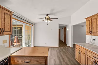 3021 Katherine Circle, Plover, WI 54467 - Photo 6