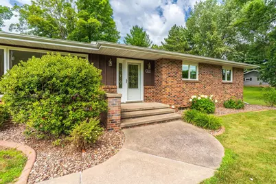 812 S 84th Avenue, Wausau, WI 54401 - Photo 6
