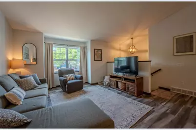 6707 Cavin Drive, Wausau, WI 54401 - Photo 8