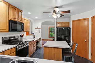 6220 Pointe Pl, Wisconsin Rapids, WI 54494 - Photo 6