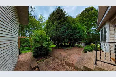 1201 W 11th Street, Marshfield, WI 54449 - Photo 8