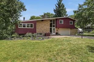 617 Sunset Blvd, Stevens Point, WI 54481 - Photo 2