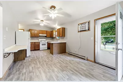 3017-3019 Bush Street, Stevens Point, WI 54481 - Photo 4