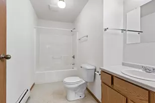 725 Prentice St, Stevens Point, WI 54481 - Photo 10
