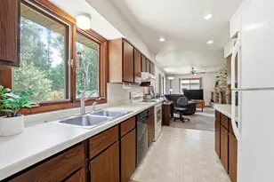 3301 Howard Ave, Stevens Point, WI 54481 - Photo 16