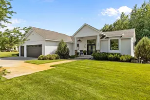 10257 Yellow Brick Rd, Amherst, WI 54406 - Photo 6