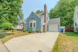 1219 S 7th Ave, Wausau, WI 54401 - Photo 2