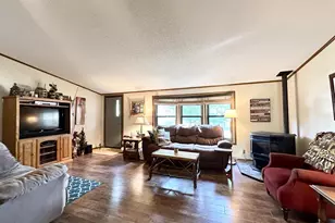 W6028 N Bay Cir, Shawano, WI 54166 - Photo 8