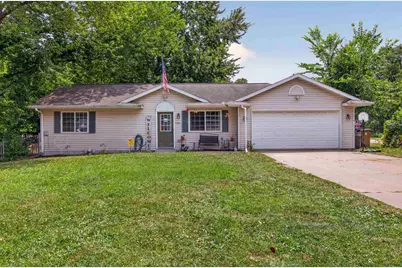 1001 Williams Street, Stevens Point, WI 54481 - Photo 2