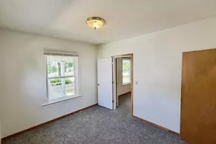 1914 Emerson St, Wausau, WI 54403 - Photo 8