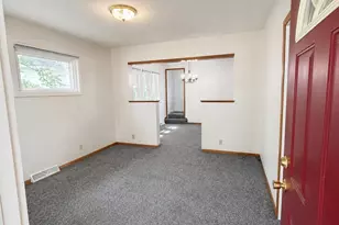 1914 Emerson St, Wausau, WI 54403 - Photo 4