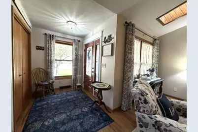 1511-1513 Jonathans Court, Plover, WI 54467 - Photo 2