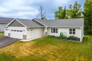 8705 Hinner Springs Dr, Weston, WI 54476 - Photo 2