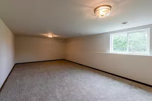 565 Still Waters Ln, Plover, WI 54467 - Photo 36