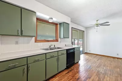 3279 Lindbergh Avenue, Stevens Point, WI 54481 - Photo 18