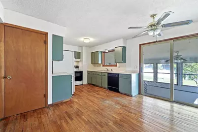 3279 Lindbergh Avenue, Stevens Point, WI 54481 - Photo 12