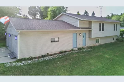 306 W Mill Street, Spencer, WI 54479 - Photo 2