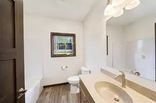1002 E 10th St, Merrill, WI 54452 - Photo 38