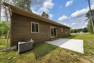 1002 E 10th St, Merrill, WI 54452 - Photo 6