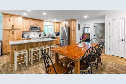 1431 N 14th Avenue, Wausau, WI 54401 - Photo 6