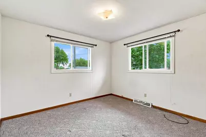 725 - 727 N Plum Avenue, Marshfield, WI 54449 - Photo 16