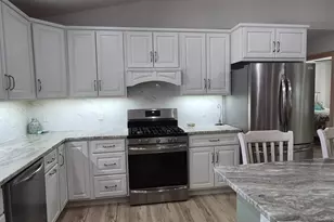 404 N Juno Ave, Marshfield, WI 54449 - Photo 8