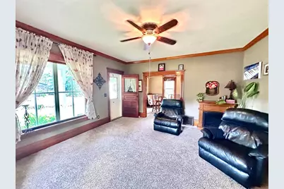 404 Bruce Street, New London, WI 54961 - Photo 6