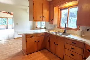 814 Hillcrest Ave, Wausau, WI 54401 - Photo 8