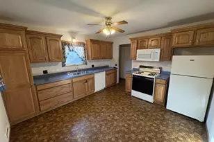 261 Buehler Ave, Nekoosa, WI 54457 - Photo 6