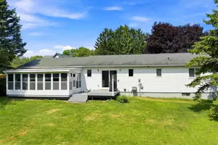 305 N Cherry Ave, Marshfield, WI 54449 - Photo 8