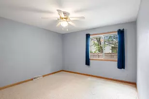 3340 Bridlewood Dr, Plover, WI 54467 - Photo 16