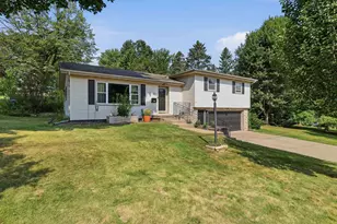 406 N 12th Ave, Wausau, WI 54401 - Photo 2