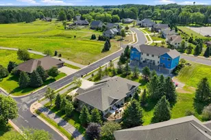 1110 Wildflower Dr, Marshfield, WI 54449 - Photo 10