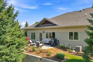 1110 Wildflower Dr, Marshfield, WI 54449 - Photo 6