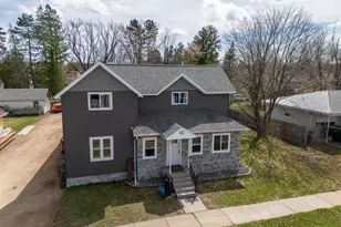 1013 9th Ave, Antigo, WI 54409 - Photo 2