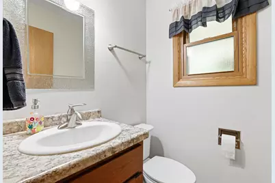 1832 April Lane, Stevens Point, WI 54481 - Photo 40