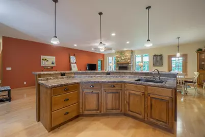 309 Winnebago Avenue, Hatley, WI 54440 - Photo 14