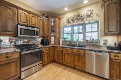 309 Winnebago Avenue, Hatley, WI 54440 - Photo 12