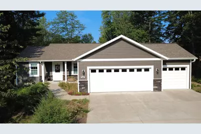 106 S 36th Avenue, Wausau, WI 54401 - Photo 1