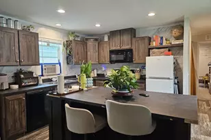905 E Kalsched St, Marshfield, WI 54449 - Photo 6